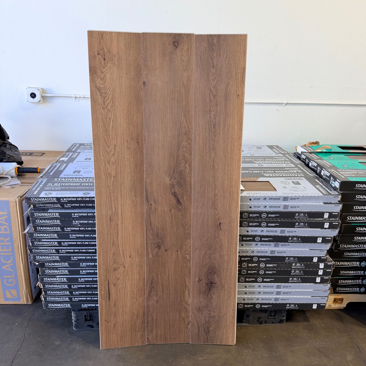 Stainmaster XL Waterproof Oak Vinyl Plank